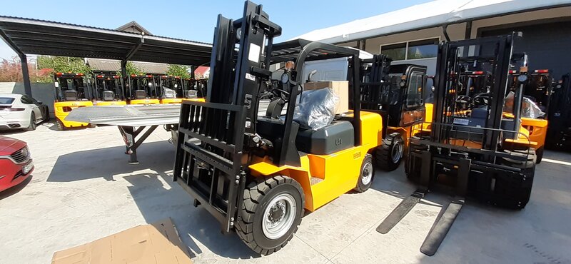 Motostivuitoare noi pe stoc